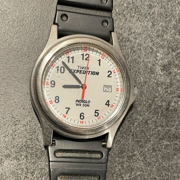 Vintage Timex Indiglo Watch - New Battery - Picture 2 of 5